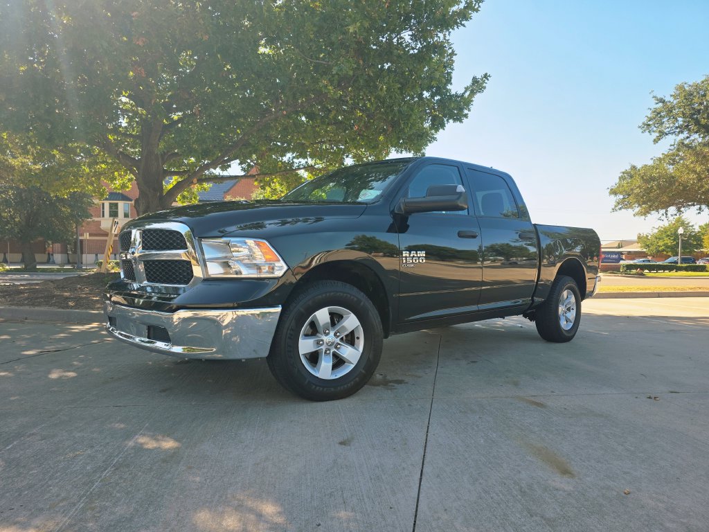Used 2023 RAM 1500 Classic SLT w/ Trailer & Traction Group AWD/4WD image 1