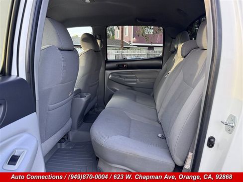 Used 2006 Toyota Tacoma PreRunner RWD image 9
