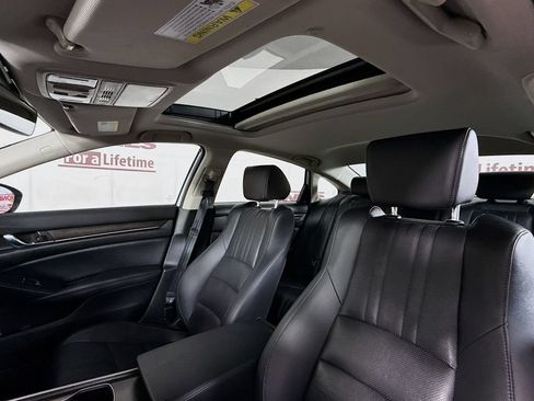 Used 2022 Honda Accord EX-L image 10