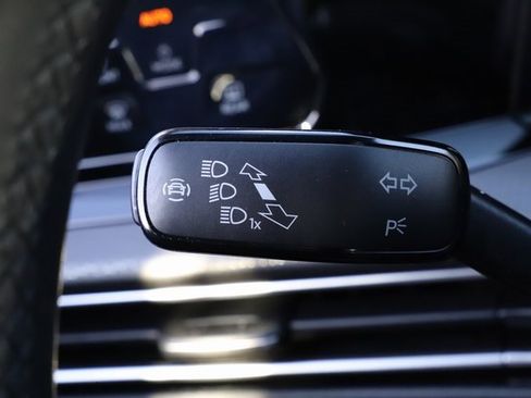 Used 2023 Volkswagen GTI Autobahn image 36