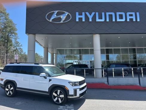 Used 2025 Hyundai Santa Fe Limited image 1