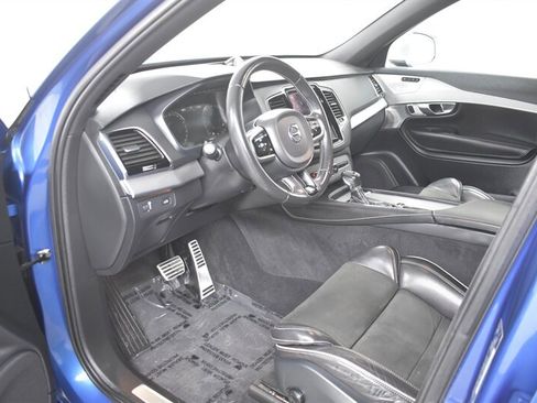 Used 2016 Volvo XC90 T6 R-Design w/ Protection Package Plus AWD/4WD image 19