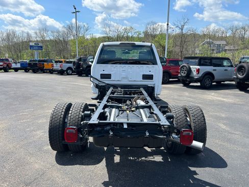 New 2026 Ford F550 4x4 Regular Cab Super Duty image 9