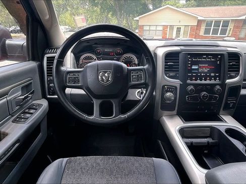 Used 2019 RAM 1500 Warlock RWD image 8