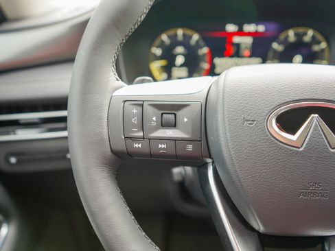 New 2026 INFINITI QX60 Luxe w/ Family Package image 12