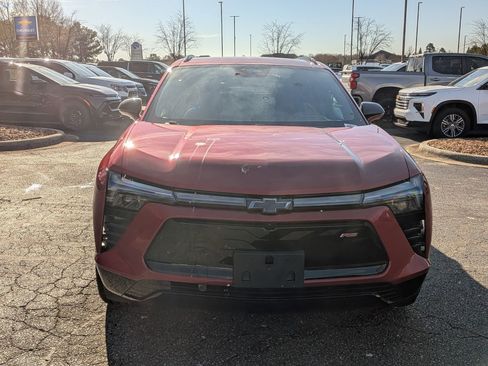 Certified 2024 Chevrolet Blazer EV RS image 3