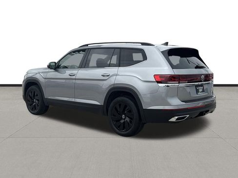 New 2026 Volkswagen Atlas SE FWD image 7