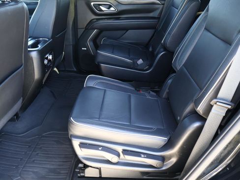 Used 2022 GMC Yukon SLT AWD/4WD image 22
