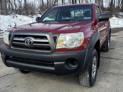 Used 2010 Toyota Tacoma 4x4 Regular Cab image 5