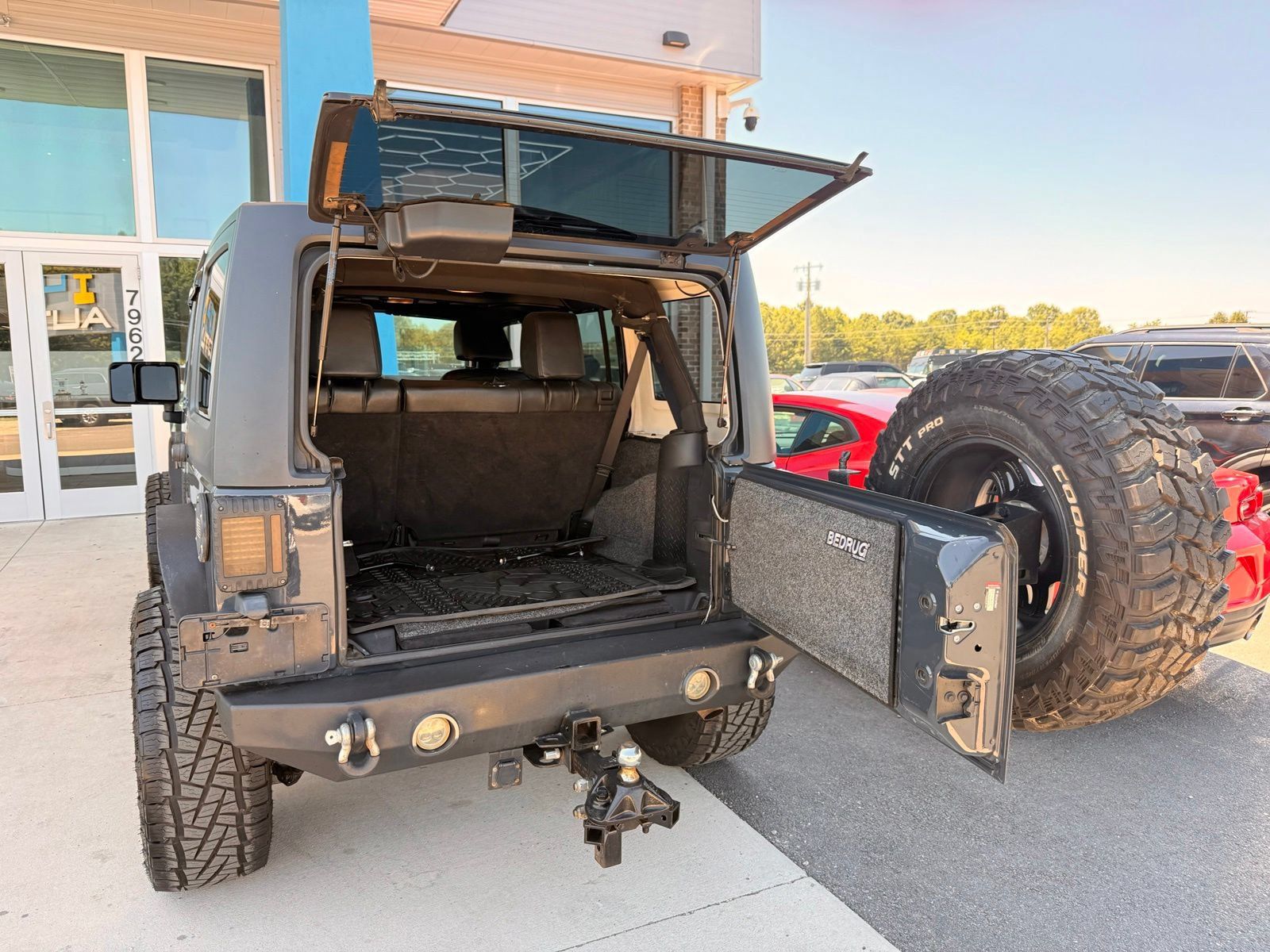 Used 2017 Jeep Wrangler Unlimited Sport AWD/4WD image 46