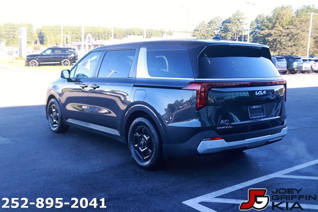 Certified 2026 Kia Carnival FWD image 5