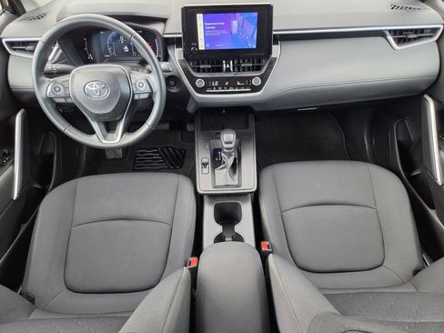 Used 2026 Toyota Corolla Cross LE FWD image 13