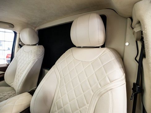 Used 2020 Mercedes-Benz Metris Passenger image 33