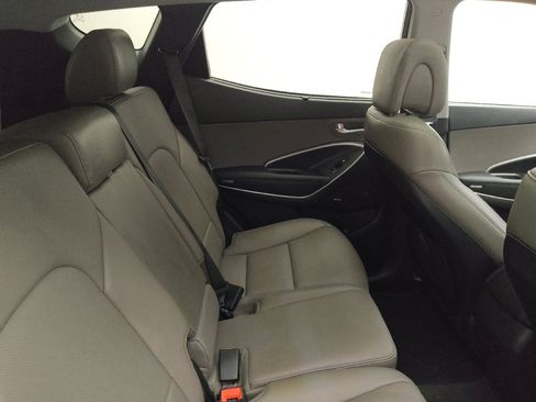 Used 2017 Hyundai Santa Fe Sport image 19