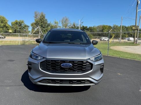 Used 2024 Ford Escape ST-Line image 3