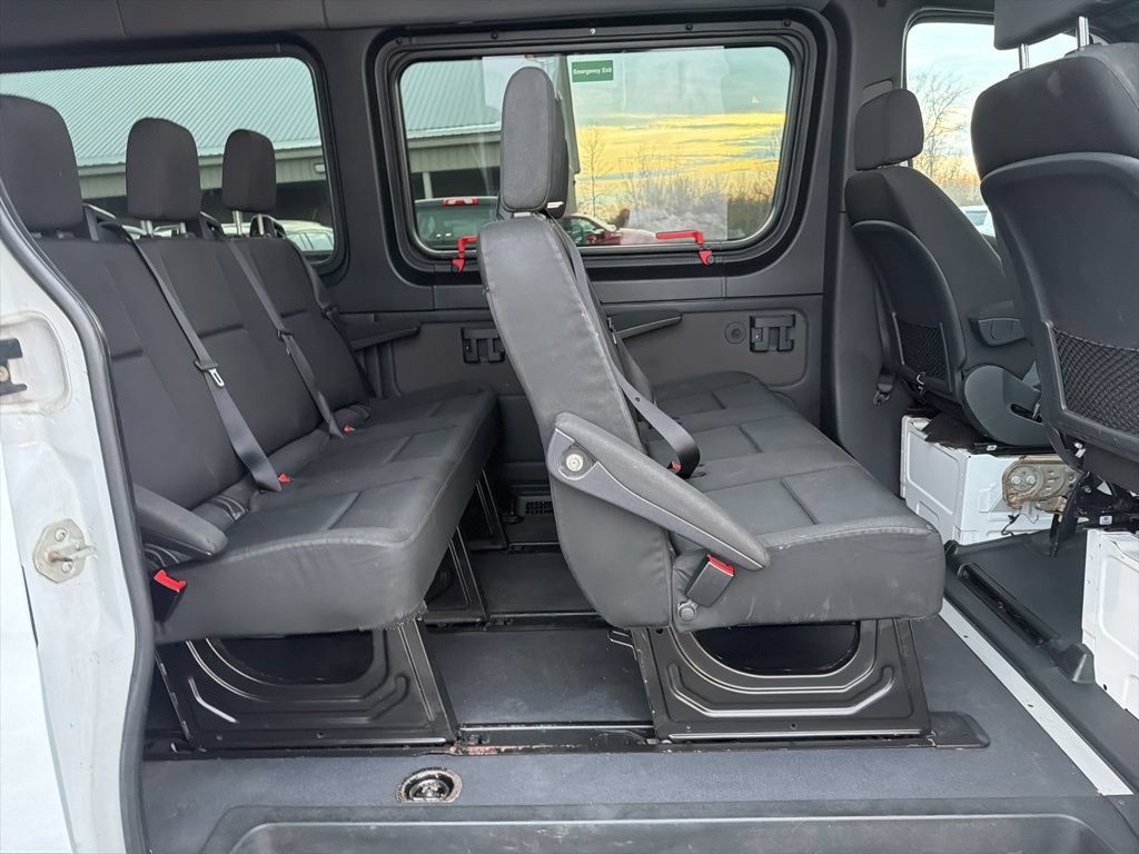 Used 2019 Mercedes-Benz Sprinter 2500 image 21