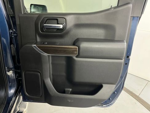 Used 2021 Chevrolet Silverado 1500 RST image 28