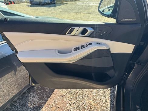 Used 2019 BMW X5 xDrive40i image 14