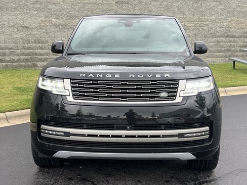 Used 2024 Land Rover Range Rover Long Wheelbase SE AWD/4WD image 10