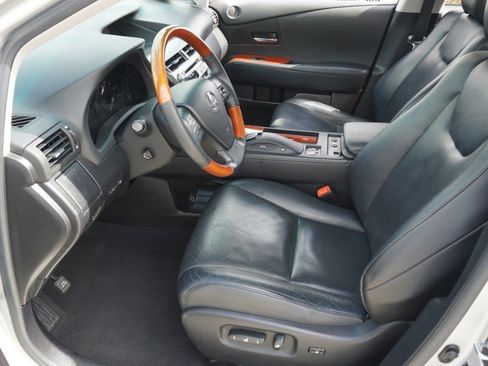 Used 2011 Lexus RX 350 2WD w/ Premium Pkg image 12