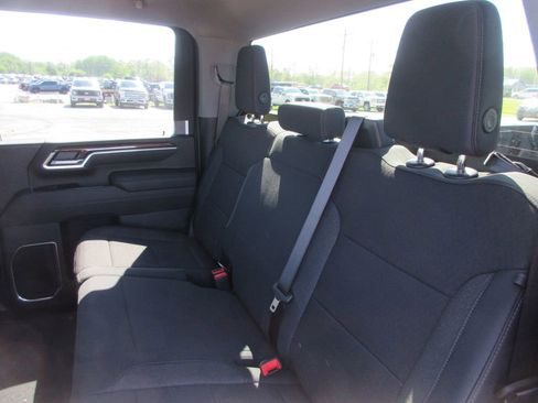 New 2026 GMC Sierra 2500 SLE w/ SLE Value Package; AWD/4WD image 13