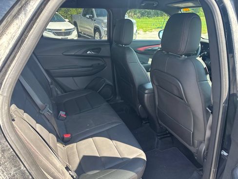 Used 2025 Chevrolet TrailBlazer RS w/ Driver Confidence Package AWD/4WD image 12
