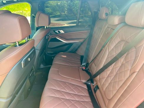 Used 2025 BMW X5 xDrive40i AWD/4WD image 29