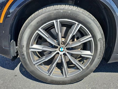 Used 2021 BMW X5 xDrive45e w/ M Sport Package AWD/4WD image 4