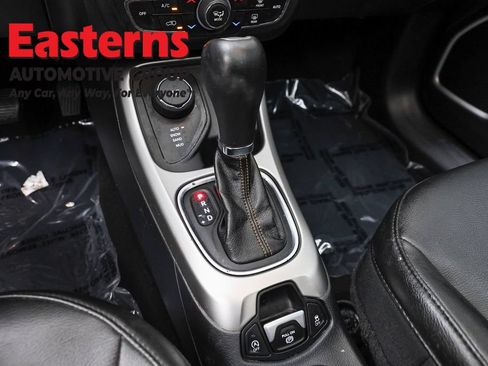 Used 2018 Jeep Compass Latitude w/ Popular Equipment Group AWD/4WD image 21