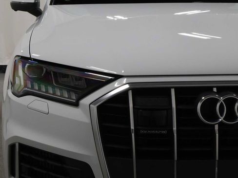 Used 2023 Audi Q7 3.0T Prestige w/ Prestige Package AWD/4WD image 15