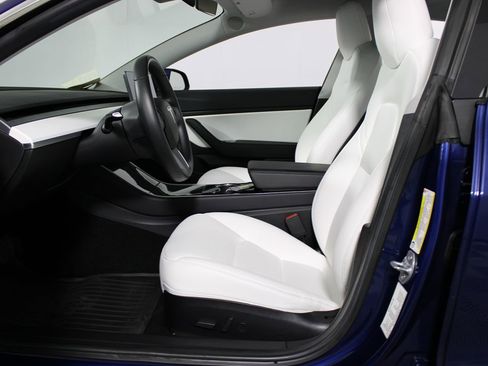 Used 2019 Tesla Model 3 Long Range image 26