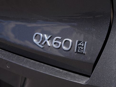 Certified 2026 INFINITI QX60 Luxe w/ Cargo Package AWD/4WD image 9