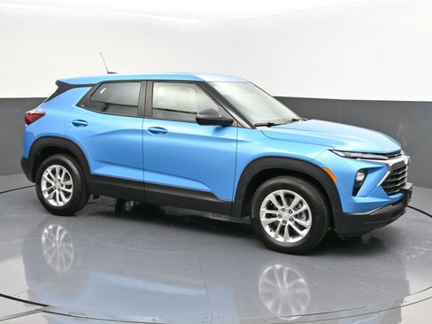 Used 2026 Chevrolet TrailBlazer LS w/ LS Confidence Package image 5