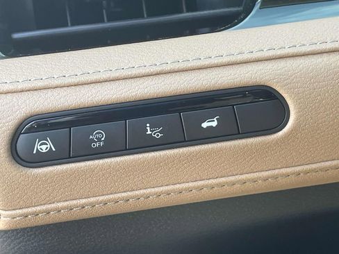 Used 2025 INFINITI QX80 Luxe image 20