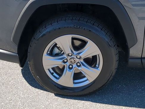 Used 2022 Toyota RAV4 XLE image 15