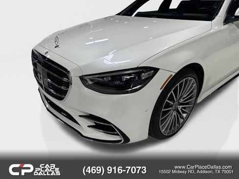 Used 2022 Mercedes-Benz S 500 4MATIC w/ AMG Line Package image 5