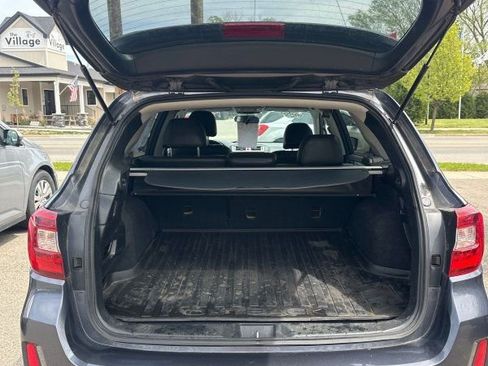 Used 2015 Subaru Outback 2.5i Premium AWD/4WD image 9