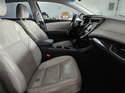 Used 2013 Toyota Avalon Limited FWD image 16