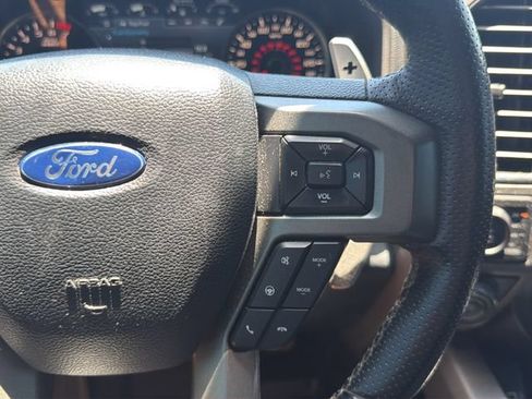 Used 2018 Ford F150 Raptor w/ Equipment Group 802A Luxury AWD/4WD image 23