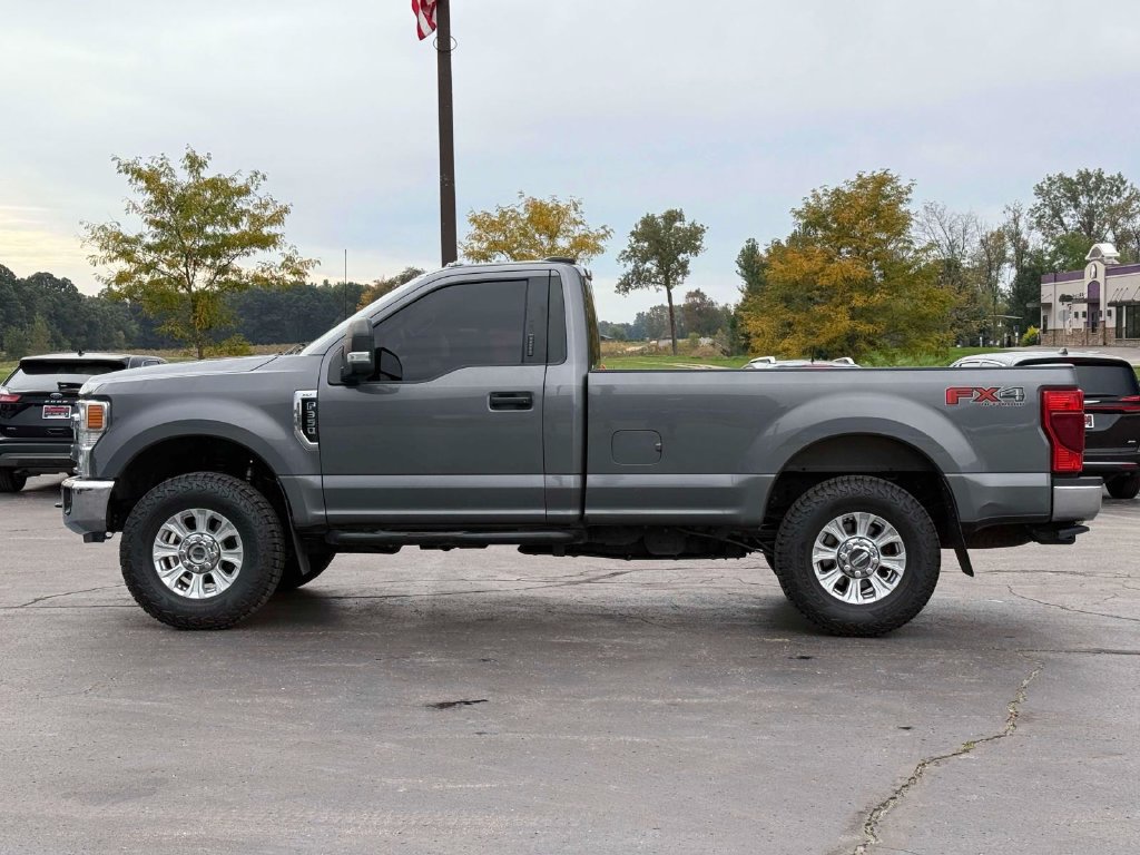 Used 2022 Ford F350 XLT w/ XLT Value Package AWD/4WD image 9