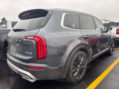 Used 2020 Kia Telluride SX w/ Towing Package FWD image 3