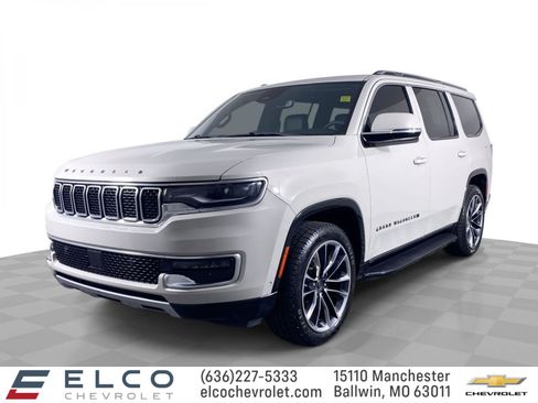Used 2022 Jeep Wagoneer Series II w/ Premium Group I AWD/4WD image 1