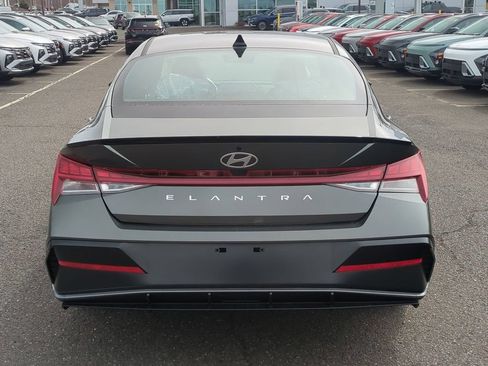 New 2026 Hyundai Elantra SEL Sport Premium FWD image 4