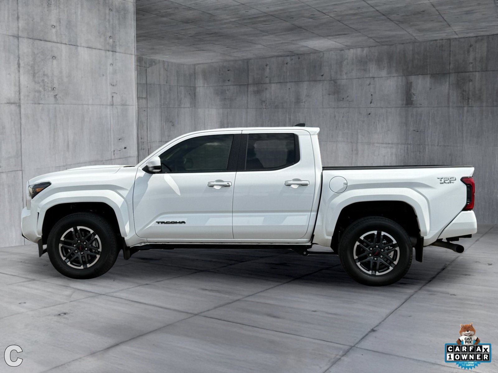 Used 2024 Toyota Tacoma TRD Sport RWD image 3
