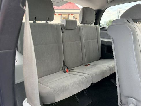 Used 2018 Toyota Sequoia SR5 w/ Carpet Cargo Mat Package AWD/4WD image 19