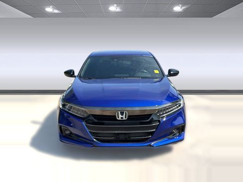 Used 2022 Honda Accord Sport image 6
