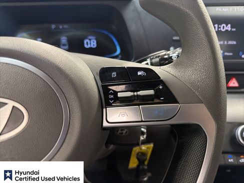 Used 2024 Hyundai Elantra SE image 21