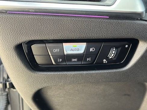 Used 2022 BMW 330i Sedan w/ Driving Assistance Package RWD image 13