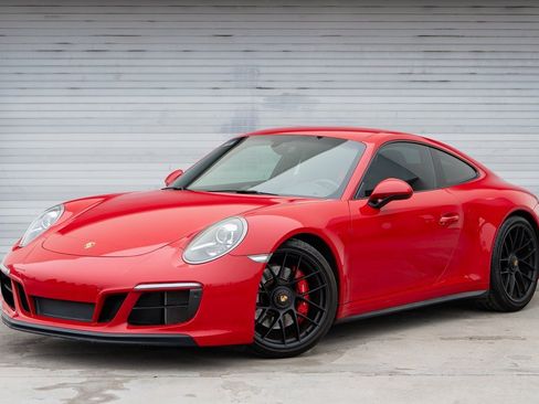 Certified 2019 Porsche 911 Carrera 4 GTS image 1