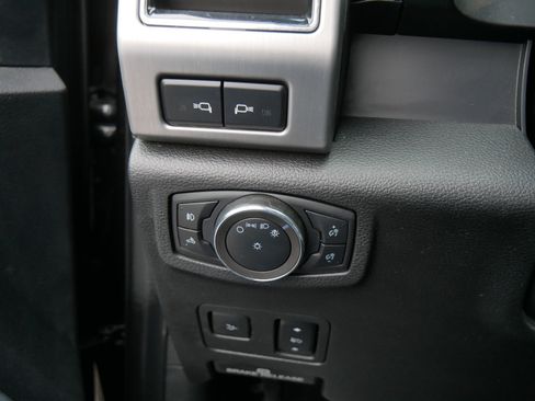 Used 2020 Ford F350 Platinum image 26